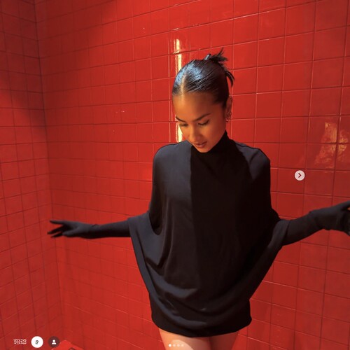 fanciclub代购手套露背连衣裙