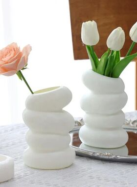 Plastic Spiral White Vase Nordic Creative Flower Arrangement