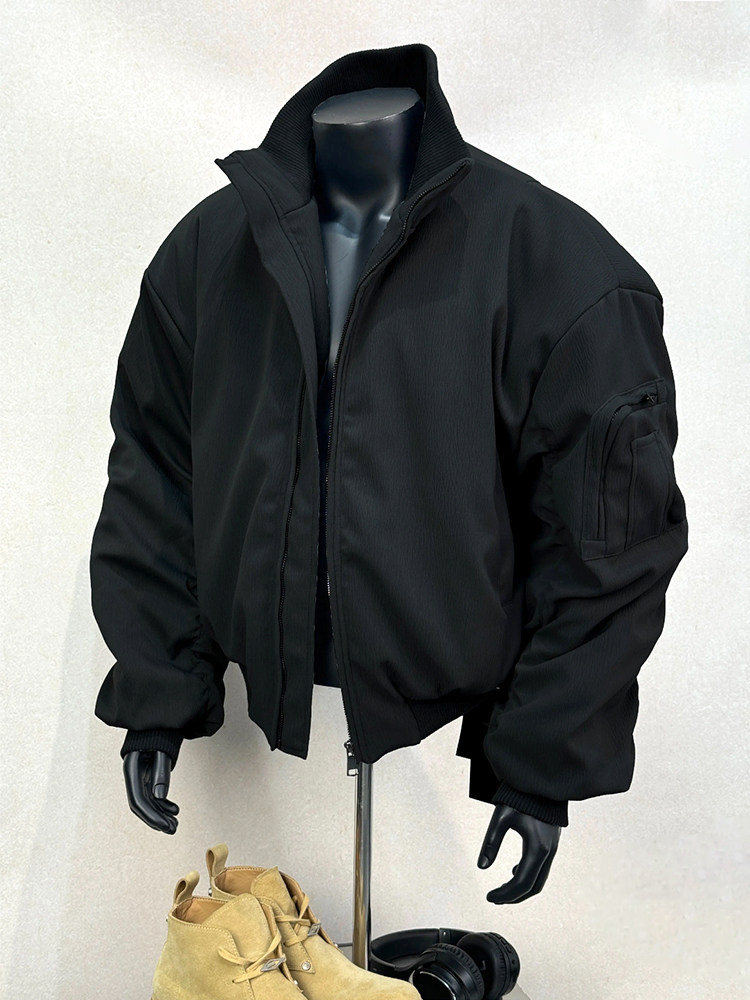 Kişi üçün bomber gödəkçə, yaxalı, payız-yaz modeli