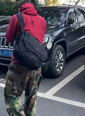 Osprey Metron 18 小鹰大容量户外日常黑色时尚潮流男女款斜挎包