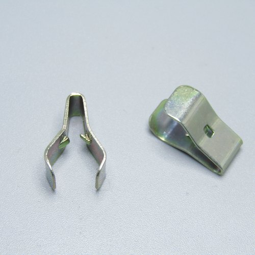 吉利帝豪EC7 EC7-RV 仪表台 中控 V型铁卡子 弹簧卡扣 原厂配件 - 封面