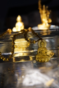 【已走流程】药师佛108珠·细节佳·柘黄色中钠机制琉璃毛衣链