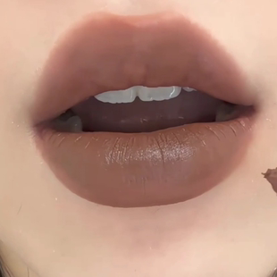 木柯诗唇泥v05吃土棕低饱和口棕巧克力欧美风黄黑皮显白口红