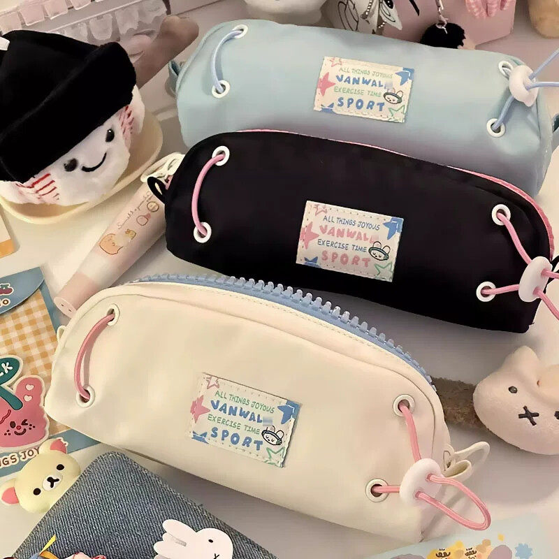 新款简约笔袋小巧便携小众高颜值可爱学生抽绳收纳袋文具包