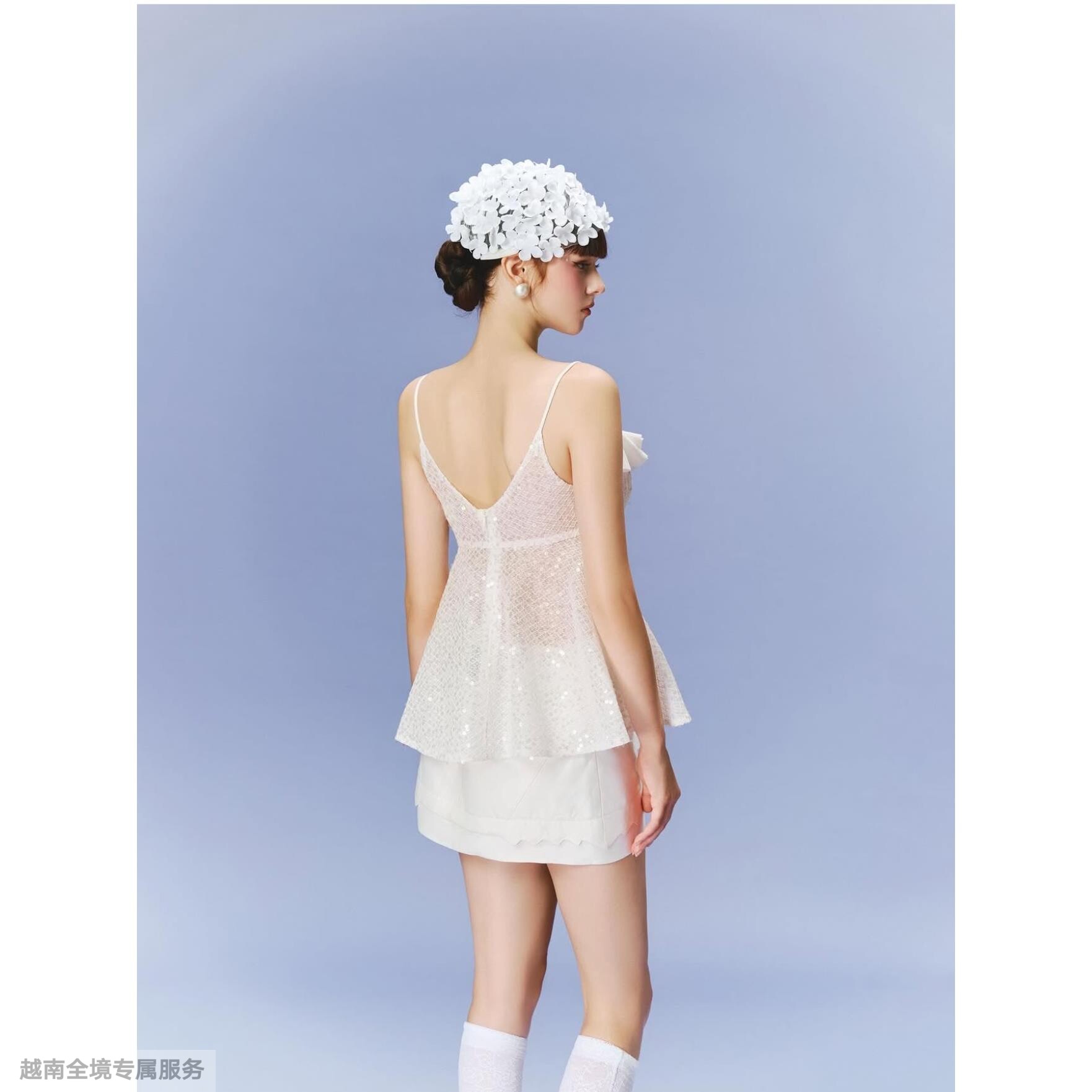 越在线amarose越南小众新款女亮片吊带背心半裙套装
