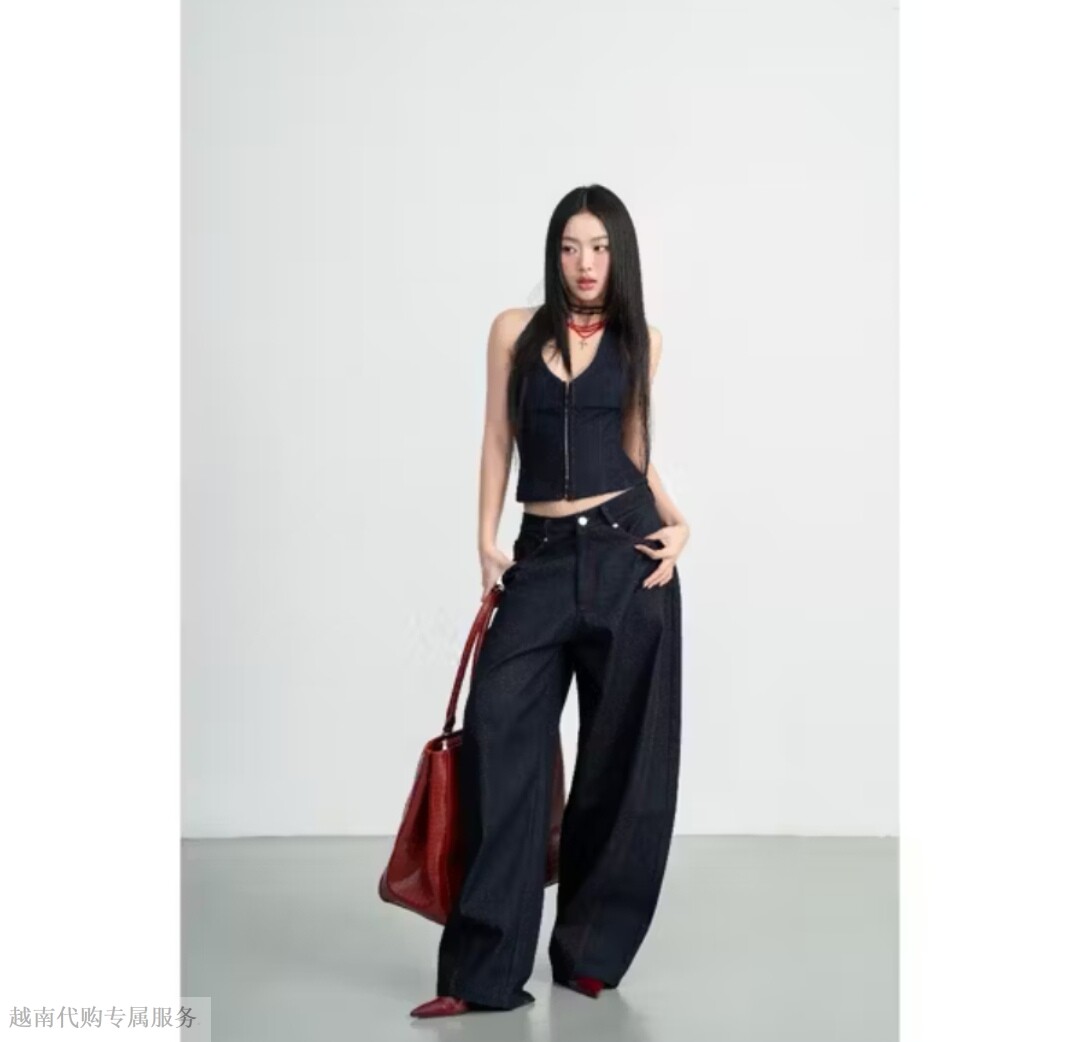 越在线越南小众hoo条纹拉链挂脖露背收腰撞色背心休闲阔腿裤套装