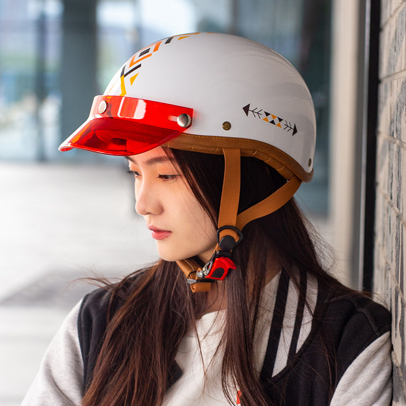 新国标3C认证日式电动摩托车四季头盔男复古女士冬季保暖可爱瓢盔