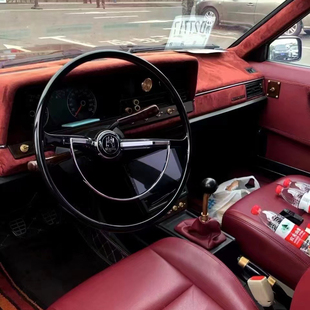 老普桑吉普桑旅北斗星拉达尼瓦克莱斯勒漫步者瓦兹猎人狼堡方向盘