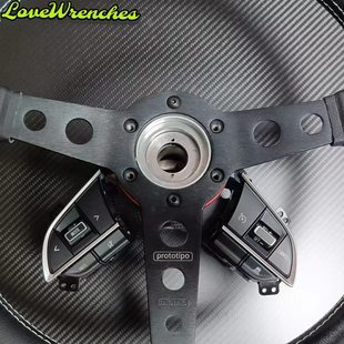 改装MOMO方向盘雨燕zc33s保留原厂多功能按键延用碳纤维支架拨片