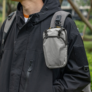 户外肩带手机包挂包防水登山徒步背包拓展附件包水壶包单肩斜挎包
