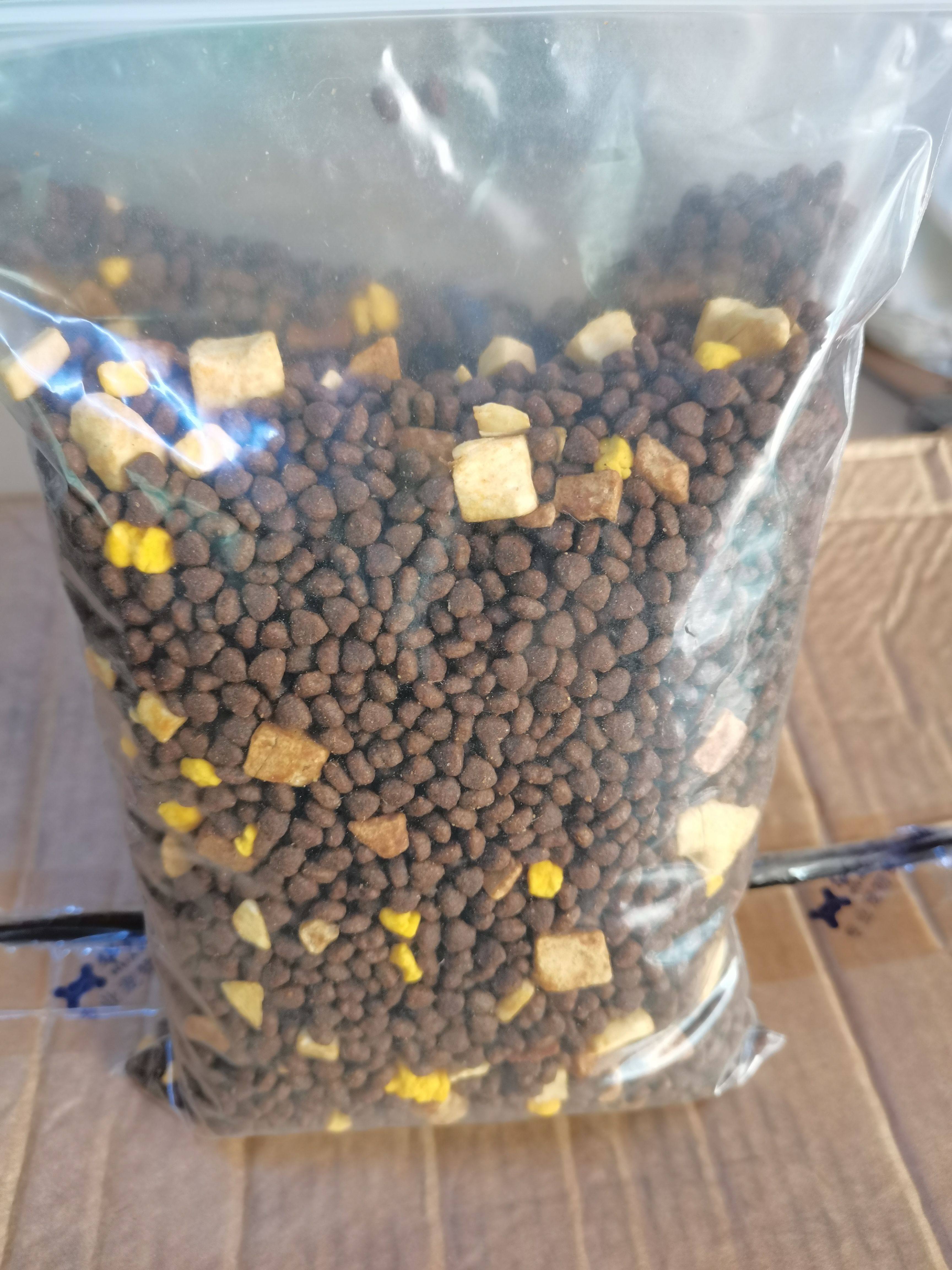 散装冻干狗粮2.5kg幼犬成犬通用型犬主粮鸡肉蛋黄冻干狗粮5斤包邮