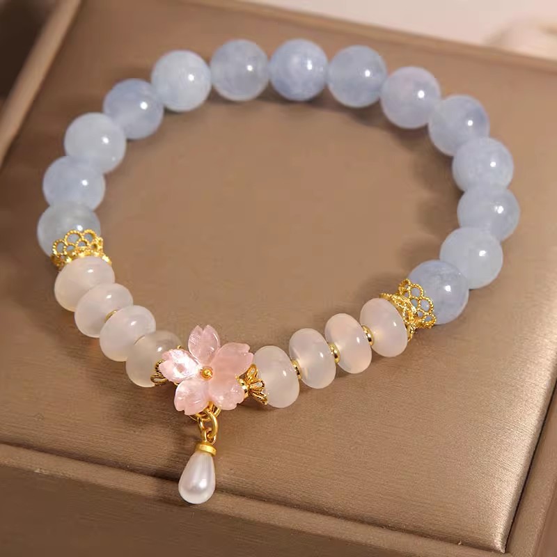 海蓝宝水晶手链女夏小众轻奢精致白玛瑙算盘珠手串送女友闺蜜礼物图片