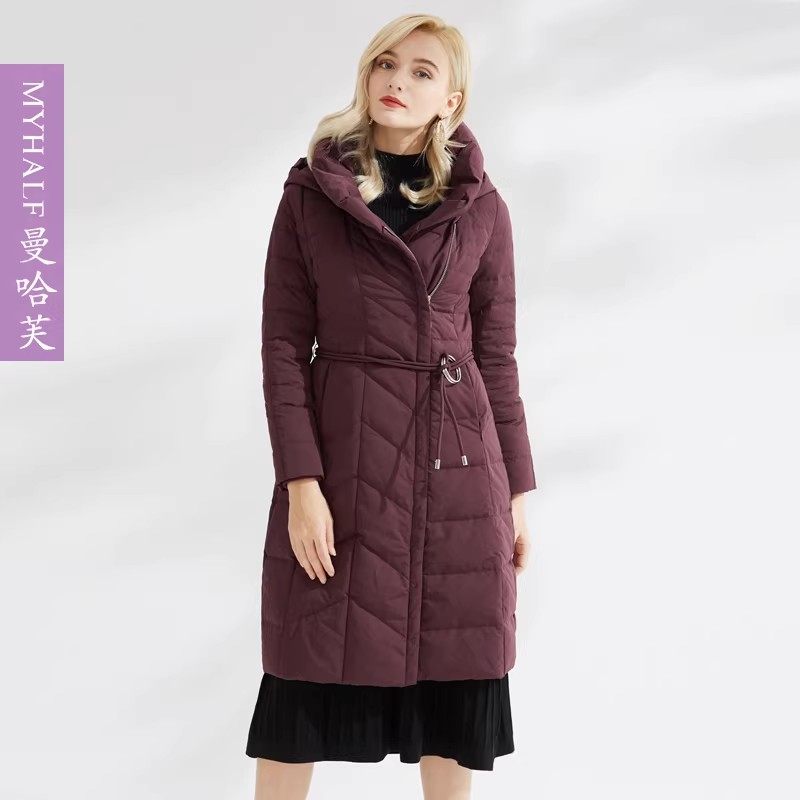 曼哈芙轻羽绒服女冬新款中长款韩版小个子时尚白鸭绒收腰外套连帽