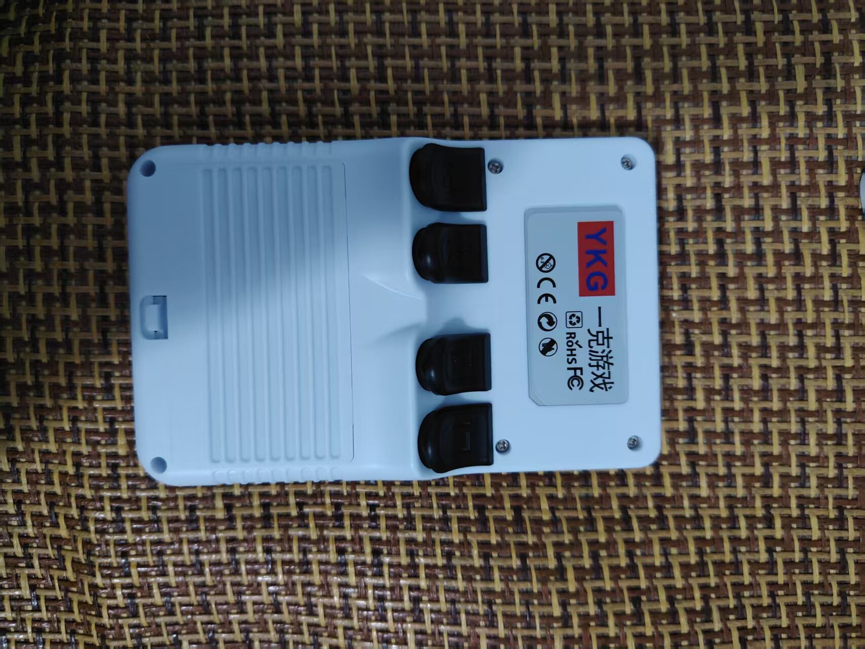 一克游戏掌上游戏机(GTA3 游戏掌机