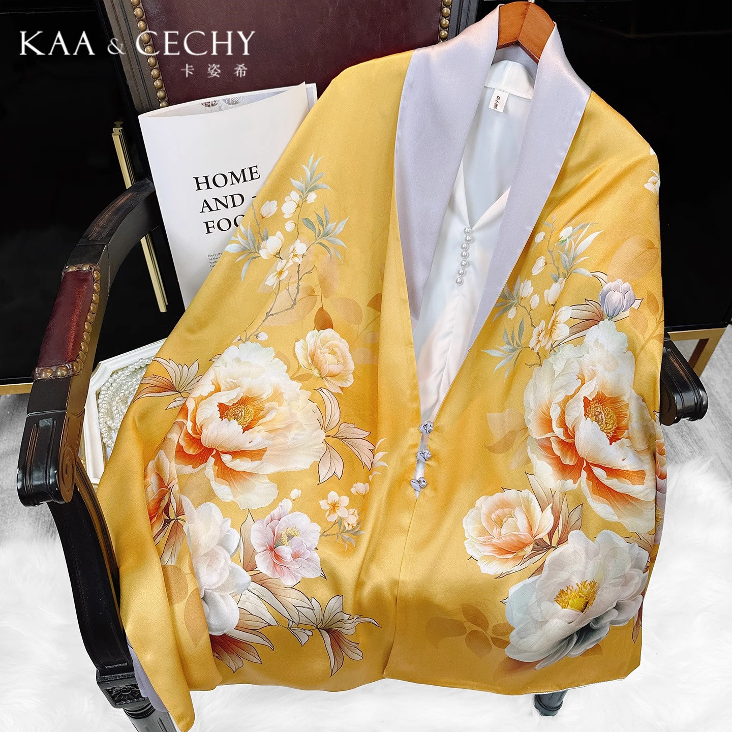 KAACECHY真丝丝巾女金色牡丹盘扣披肩高档外搭桑蚕丝丝巾礼盒装