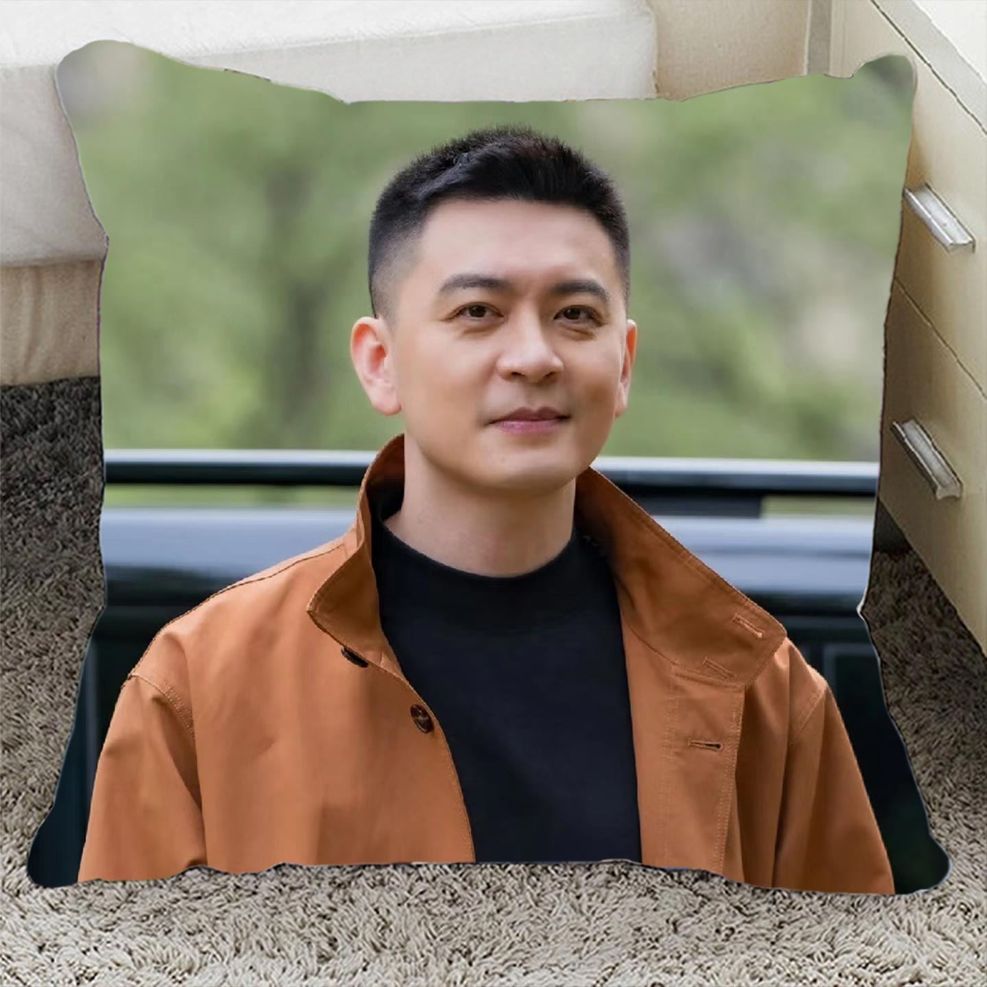 辽宁男篮杨鸣帅气写真周边抱枕双面毛绒玩偶公仔同款方形沙发靠垫