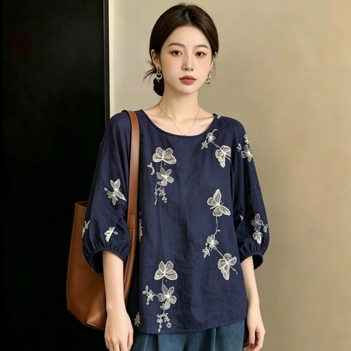 特大码胖mm300斤七分灯笼袖刺绣蝴蝶衬衫女夏季新款宽松休闲上衣
