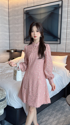 卓雅风蕾丝钉珠新中式