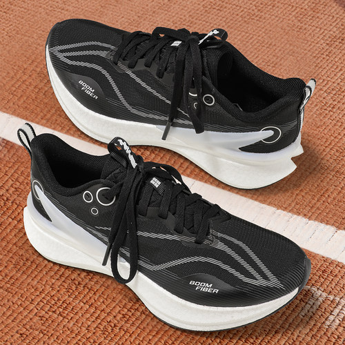 李宁赤兔8PRO反光轻量高回弹竞速跑鞋女款2025冬季新款加厚运动鞋