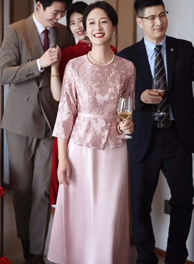 喜婆婆婚宴装2026春秋新款年轻妈妈结婚婚宴礼服假两件连衣裙