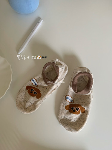 可爱商店～无骨船袜 墨镜小狗/斑点狗 防滑不易掉跟浅口袜女隐形