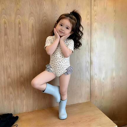 儿童泳衣女童夏季新款宝宝短袖游泳衣碎花洋气可爱海边度假泳装