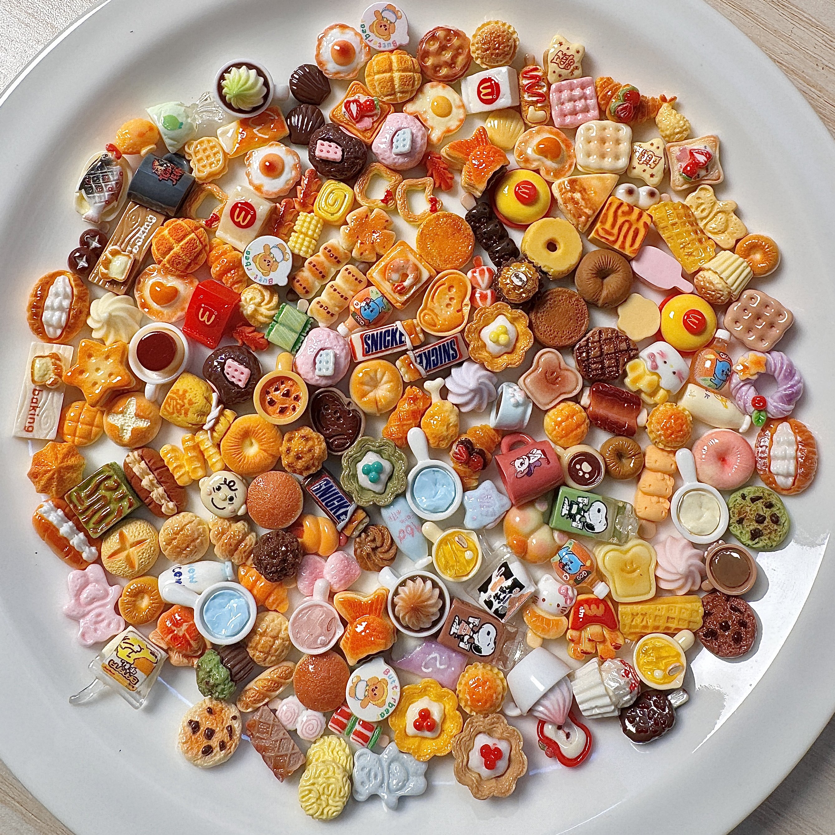 微缩娃屋卡通食玩混装福袋盲袋树脂配件diy奶油胶手机壳手工材料,玩具/童车/益智/积木/模型,其他手工制作,淘宝优惠券,粉丝福利购,淘宝优惠卷