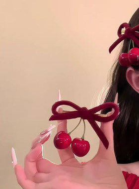 新年红色樱桃蝴蝶结发夹女冬日氛围感丝绒鸭嘴夹韩系小众设计发饰