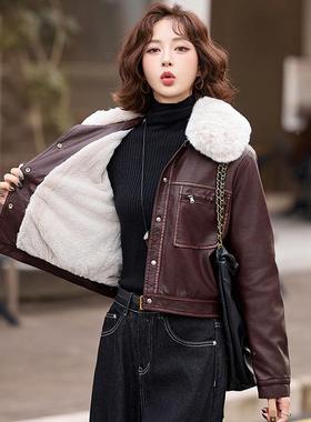 女式皮衣秋季冬款大毛领新UYG加绒加厚小个子机车衣皮外套