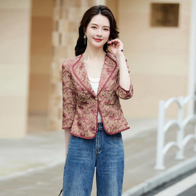尚小個(gè)款子花色西嬋8016裝外套女短春秋氣顯瘦時(shí)歐貨洋西服上衣媽