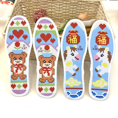 1双2双装新款29至37码大小童十字绣半成品鞋垫带针线自己绣小熊兔