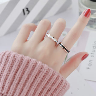 韩版潮流时尚黑白戒指钛钢不掉色简约百搭学生情侣对戒食指环戒子