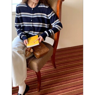 撞色条纹圆领宽松显瘦针织开衫 早春新款 ZY3924 Morning 3th