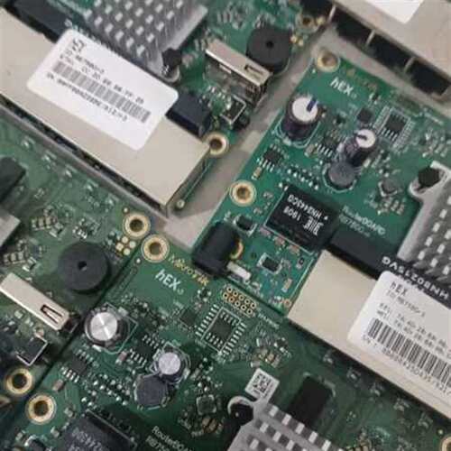 可维修mikrotik rb750Gr3 hex ROS 软路由议价