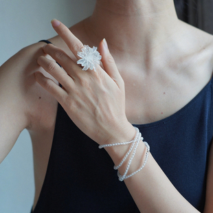 耳边铛414少女雾面半透明白色花朵夸张戒指韩系树脂开口戒ins指环