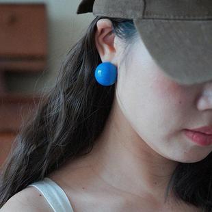 耳边铛265法式 圆形树脂耳环复古港风耳钉银针黄蓝色彩色耳饰耳夹