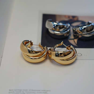 耳边铛61博主linda同款交叉C形粗圈耳环高级气质耳圈ins银针耳饰