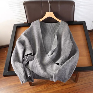 北欧小众！设计感立体堆叠交叉设计V领羊毛混纺针织衫毛衣女秋冬