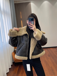 走西班牙  冬新品羊羔绒防风保暖翻领仿皮毛一套机车服夹克外套女