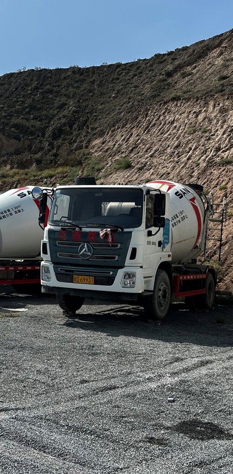 12月31日白银车牌号为甘D69937的三一牌重型特殊结构货车网络拍卖公告