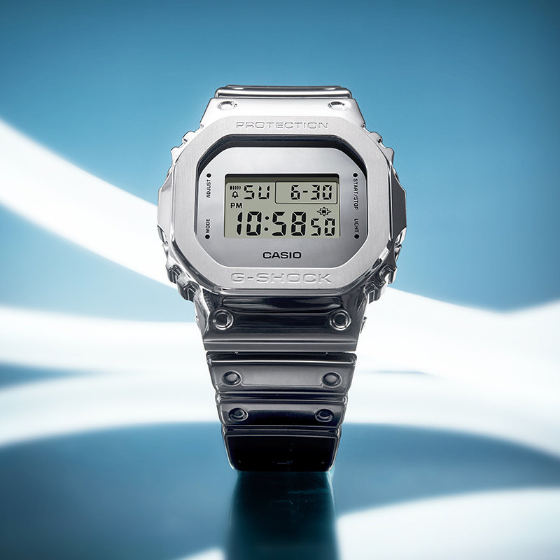 卡西欧新款金属小方块男生手表G-SHOCK运动防水男石英表GM-5600YM