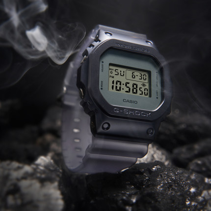 卡西欧小方块35周年限定午夜迷雾gshock女士防水石英手表GM-S5600