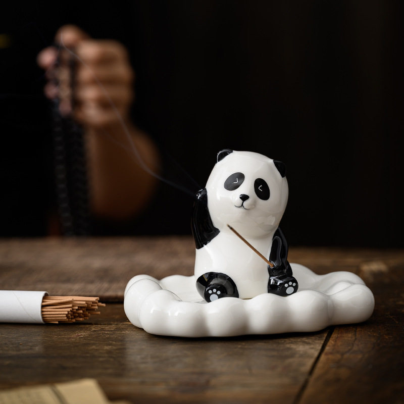 陶瓷熊猫摆件家居香炉电视柜装饰茶几办公室倒流香薰线香车载香插