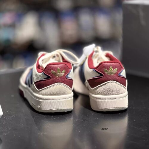 Adidas/阿迪达斯男子舒适经典百搭耐磨休闲运动低帮板鞋 ID0560