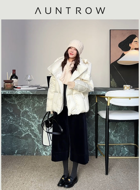 “泡芙系列” 【奢】新国标90白鹅绒 极简方形绗缝大绒朵羽绒服