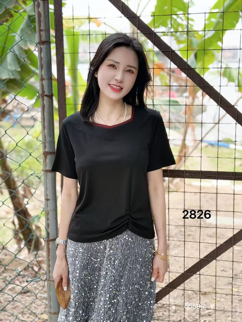 大码女装黑色上衣夏季女士t恤短袖新款2025减龄漂亮洋气小衫体恤