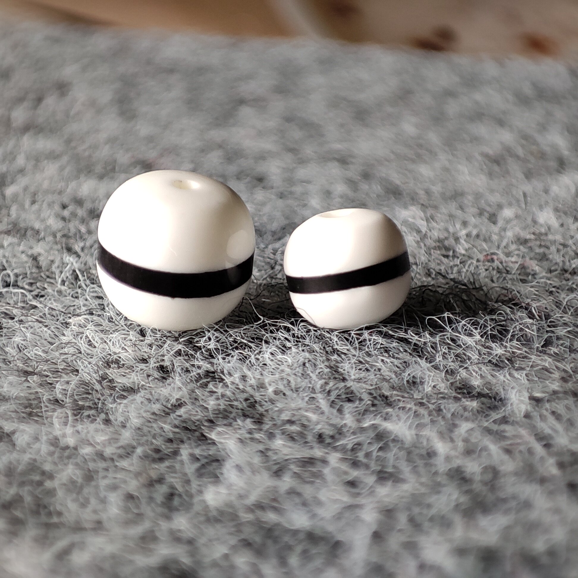 黑白一线药师老型珠桶珠文玩椰蒂猴头百香DIY配饰配珠腰珠散珠子