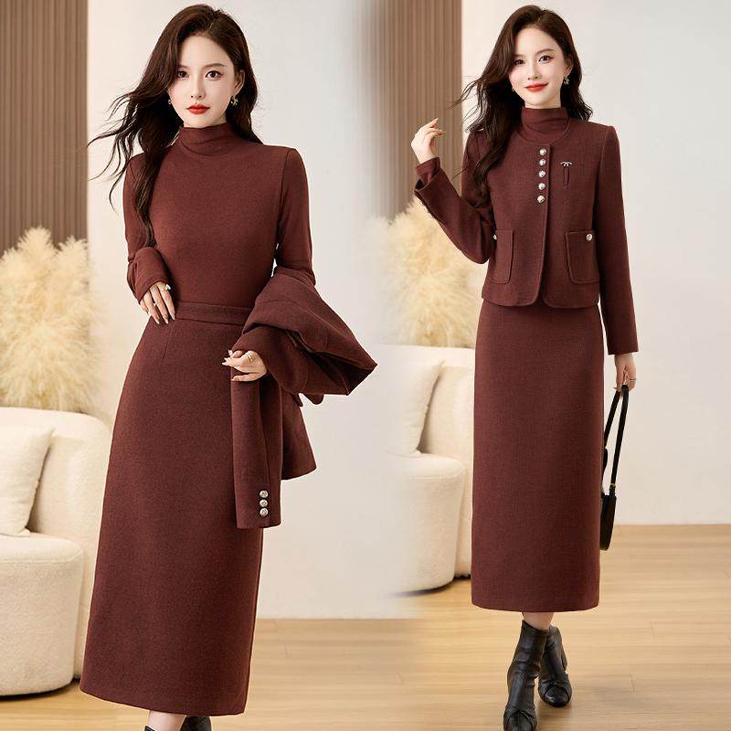 杭派2025秋冬新款小香风套装裙女气质名媛打底衫半身裙外套三件套,女装/女士精品,时尚套装,淘宝优惠券,粉丝福利购,淘宝优惠卷