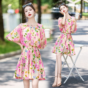 法式浪漫超好看连衣裙2025夏季新款小香风气质显瘦印花小个子裙子