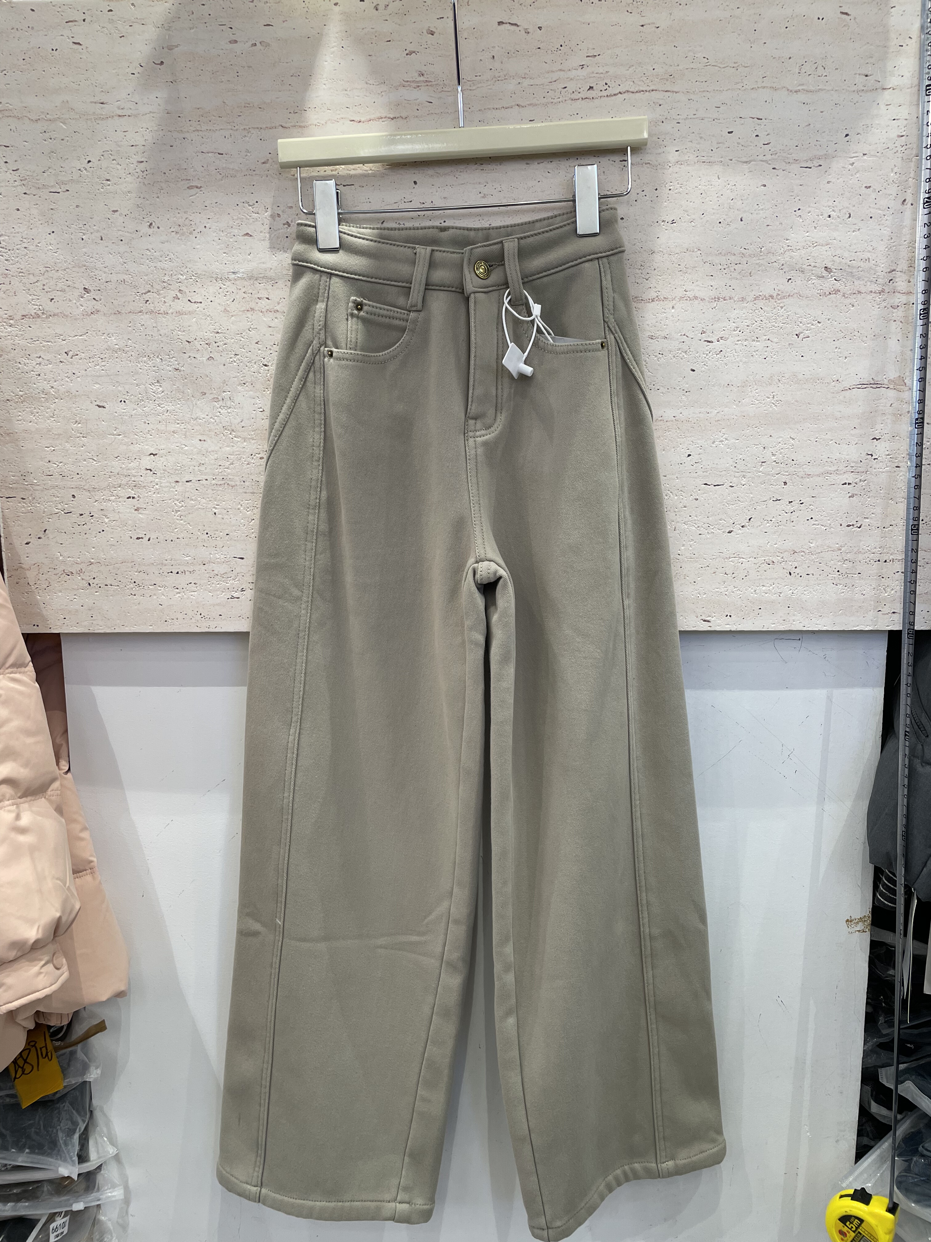 梦佳瑶5616水泥灰韩版高腰牛仔裤女冬季加厚密绒百搭显瘦直筒裤子